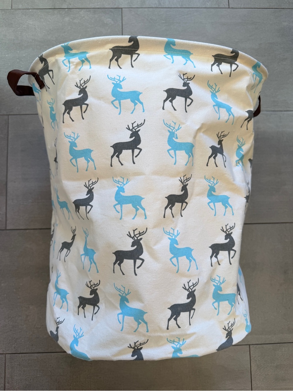 NWOT Collapsable Print Bin - Blue & Brown deer 🦌 w natural background. Many uses